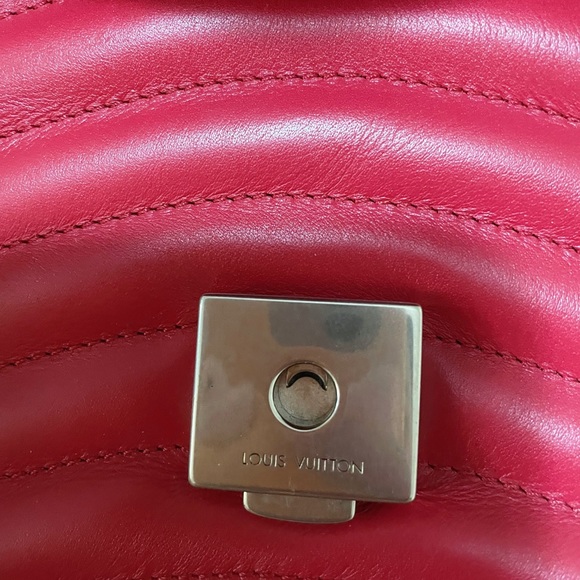 LOUIS VUITTON LV New Wave Chain Bag MM - Picture 2 of 8